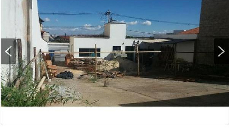 Casa Com 02 Quartos ...