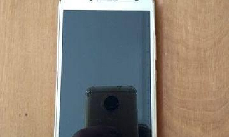 Moto G5 Plus Novo - ...