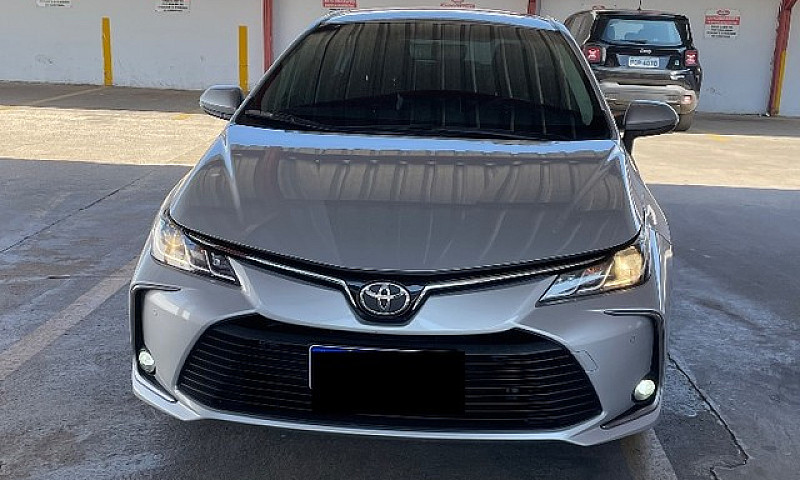 Toyota Corola Xei 20...