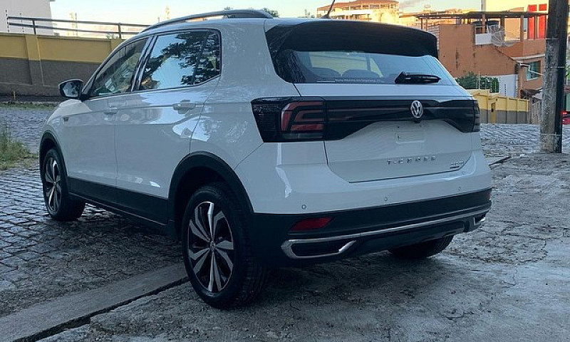 Volkswagen T-Cross 1...