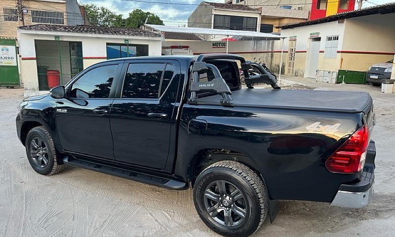 Hilux Sr 2022...