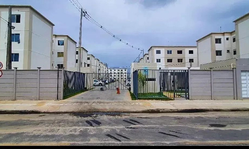 Lusitania- 2 Quartos...