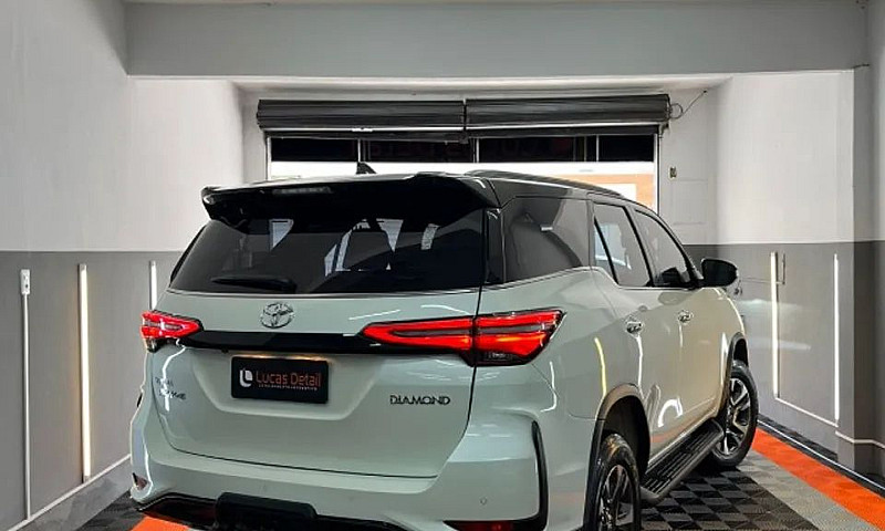 Toyota Hilux Sw4 Dia...
