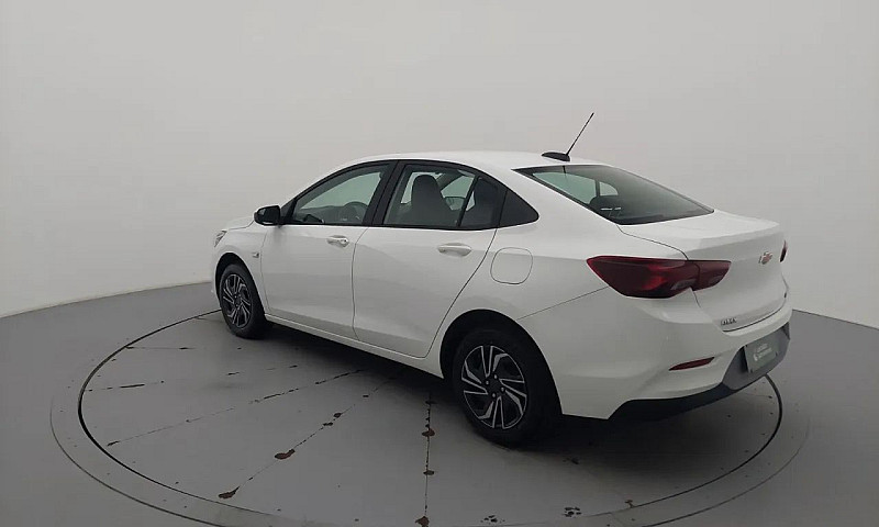 Chevrolet Onix Plus ...