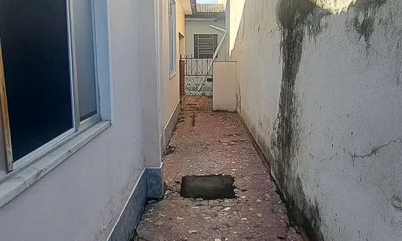 Casa Em Bangu Com 3 ...