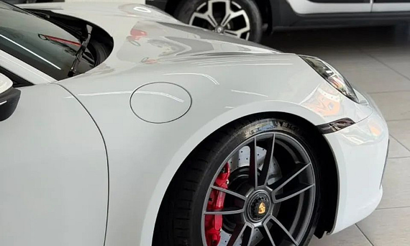 Porsche 911 Carrera ...