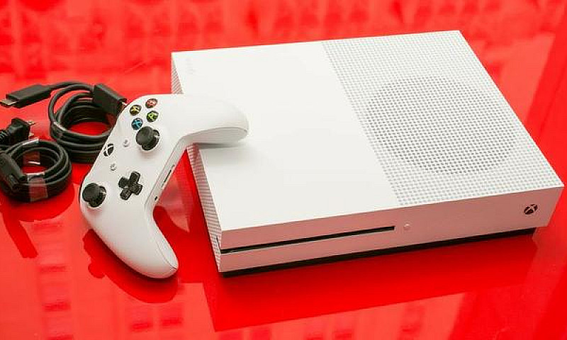 Xbox One S 1Tb + Jog...