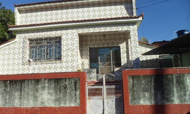Otima Casa De 3 Quar...