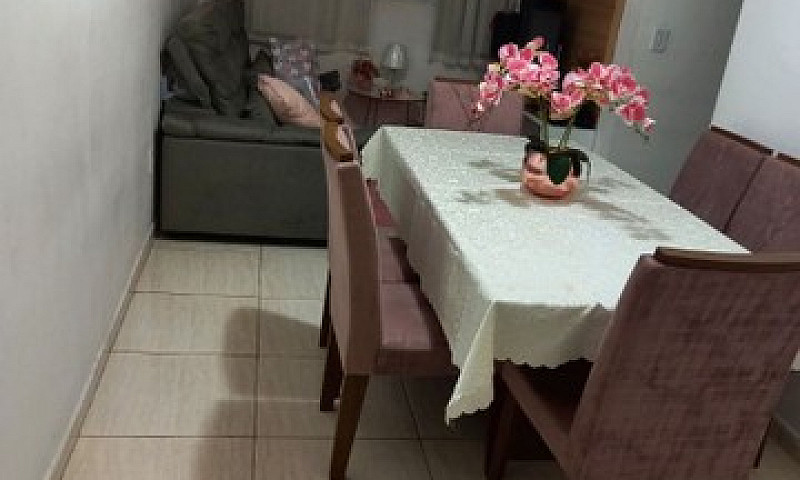 Alugo Quarto Para Me...