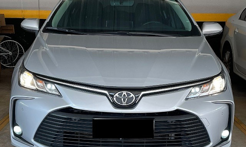 Toyota Corola Xei 20...