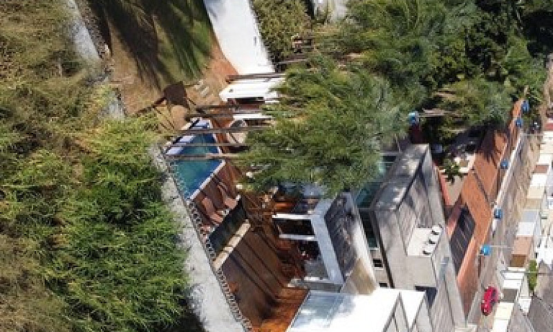 Casa Alto Padrão ...