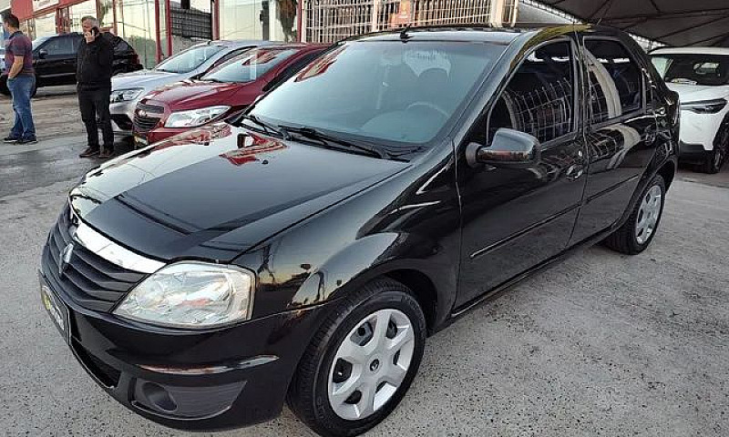 Renault Logan Expres...