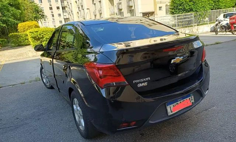 Chevrolet Prisma Sed...