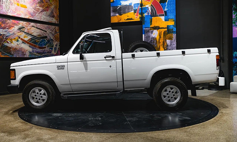 Chevrolet D-20 S / L...