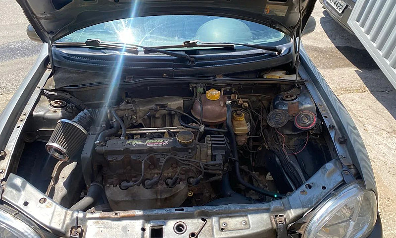 Chevrolet Corsa Supe...