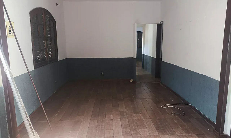 Alugo Casa Térrea Em...