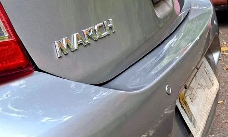 Nissan March S 1.0 1...