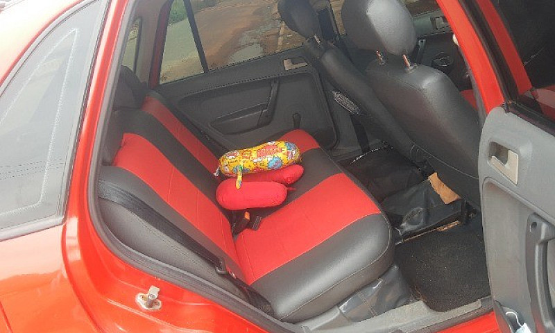 Gol 1.0 Plus...