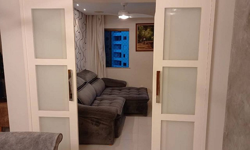 Belo Apartamento Com...