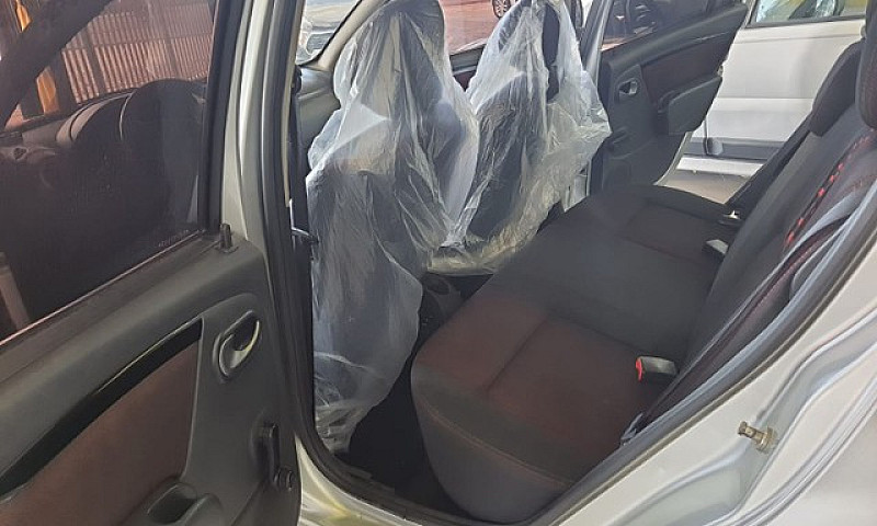Sandero Stepway R$39...