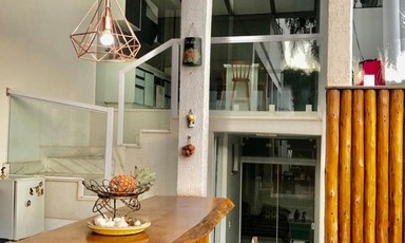 Casa Alto Padrão ...