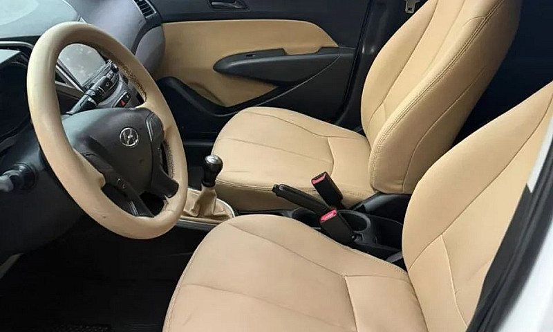 Hyundai Hb20S C.plus...