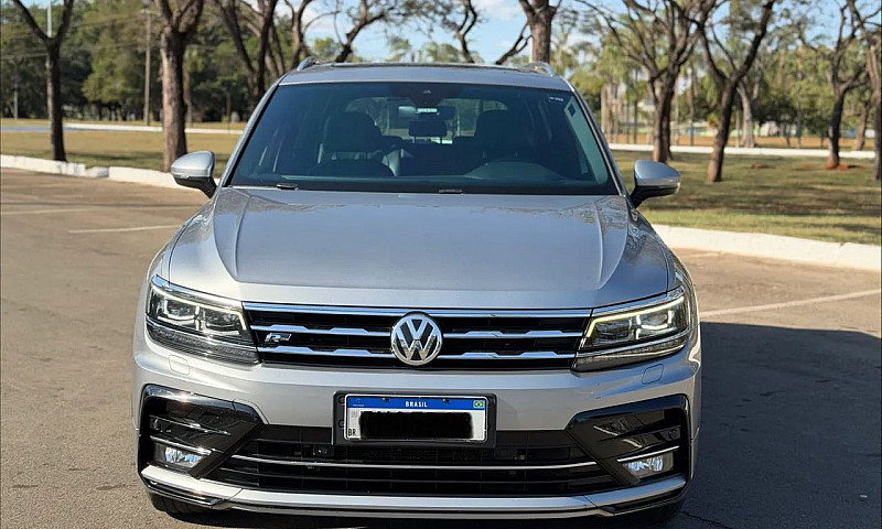 Volkswagen Tiguan Al...