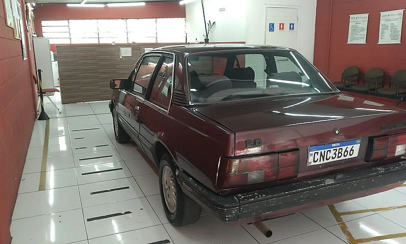 Chevrolet Monza Clas...