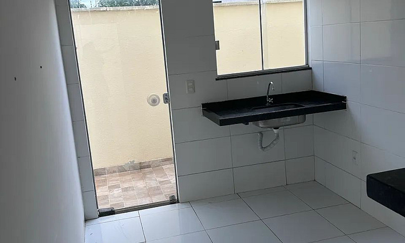 Alugo Casa Bertavill...