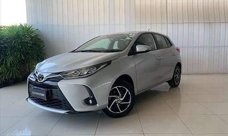Toyota Yaris Xls 1.5...