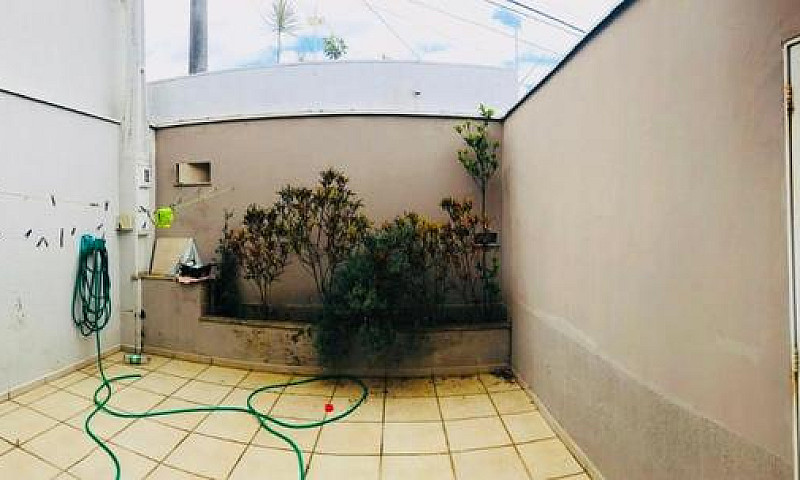 Casa 3 Suítes No Bai...