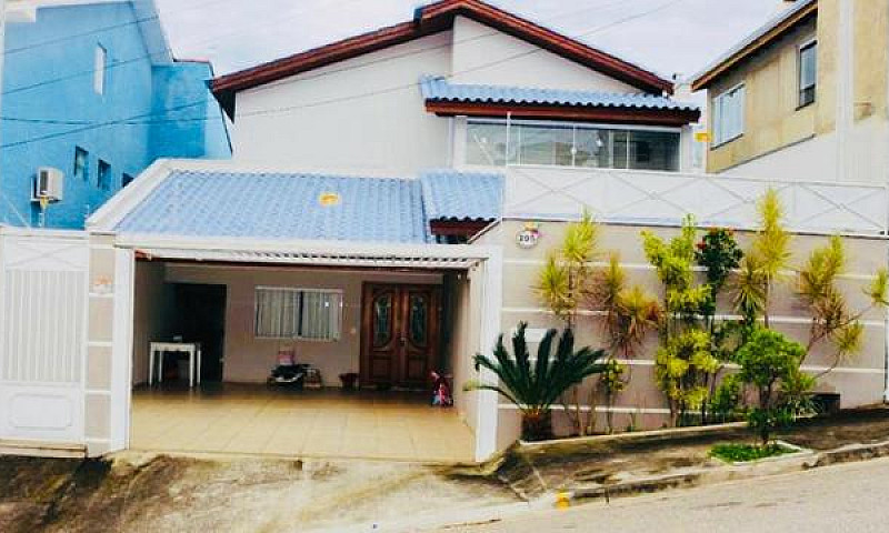 Casa 3 Suítes No Bai...