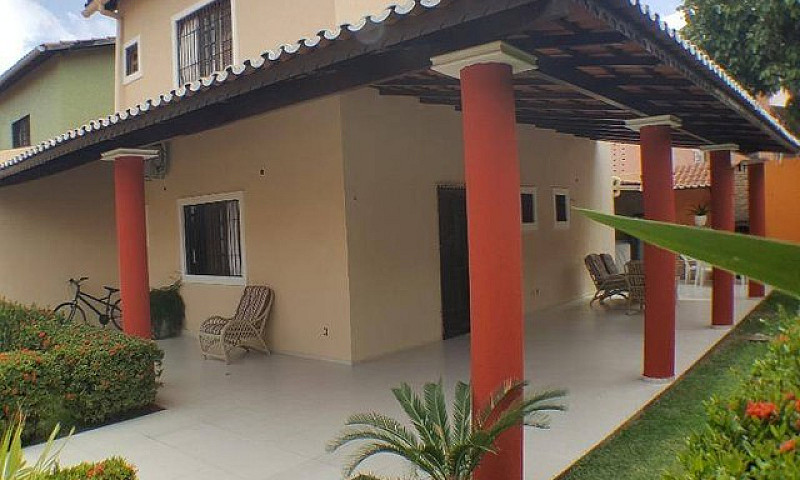 Casa Com 4 Dormitóri...