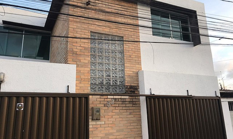 Casa Com 170 M² Com ...