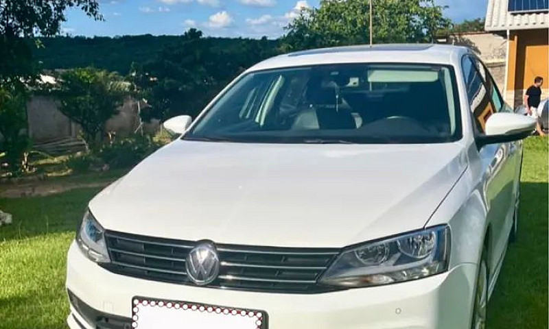 Volkswagen Jetta Com...