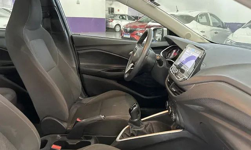 Chevrolet Onix Plus ...