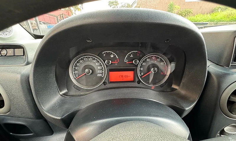 Fiat Doblo Essence 1...