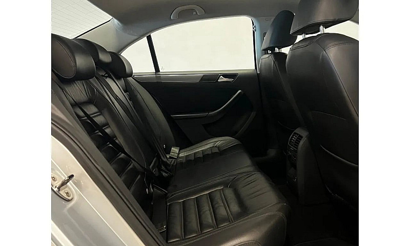 Volkswagen Jetta Hig...