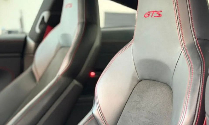 Porsche 911 Carrera ...