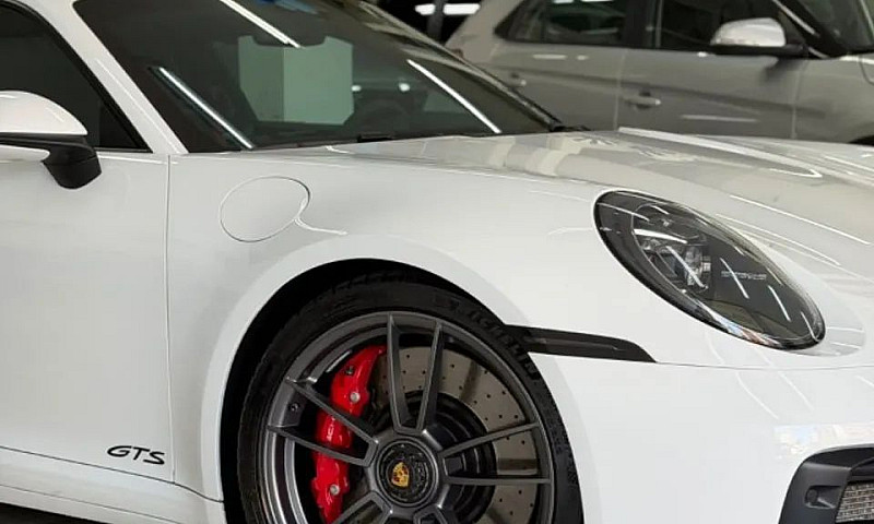 Porsche 911 Carrera ...