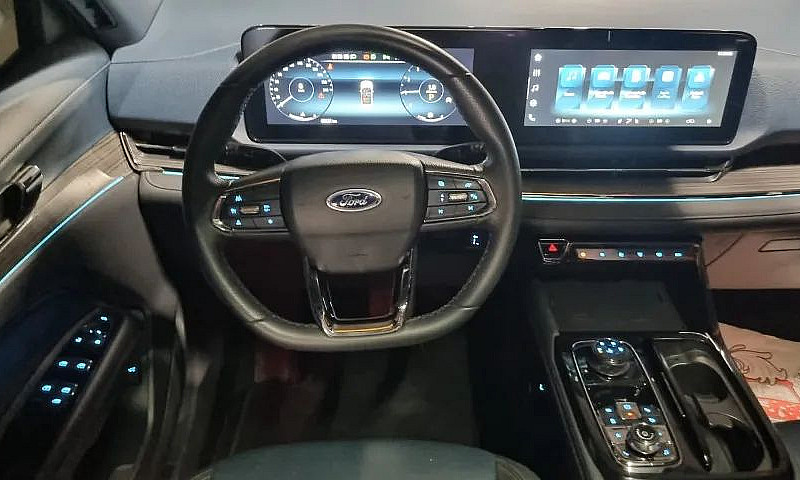 Ford Territory Titan...