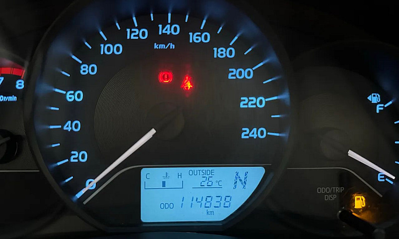 Toyota Corolla Gli 1...