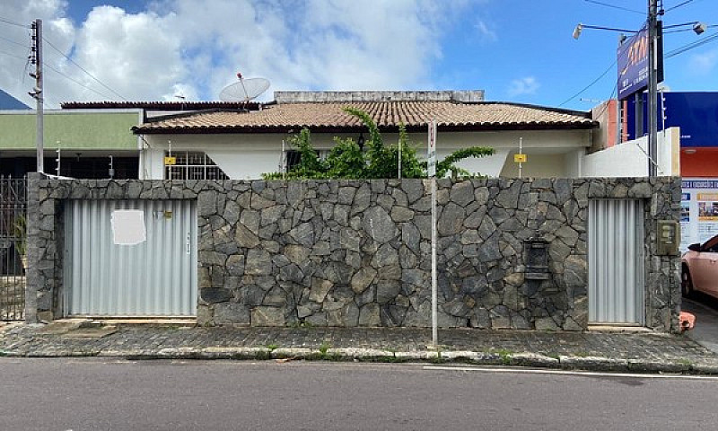 Casa Na Rua Guilherm...