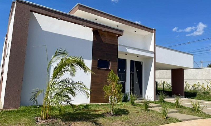 Vende-Se Casa Térrea...