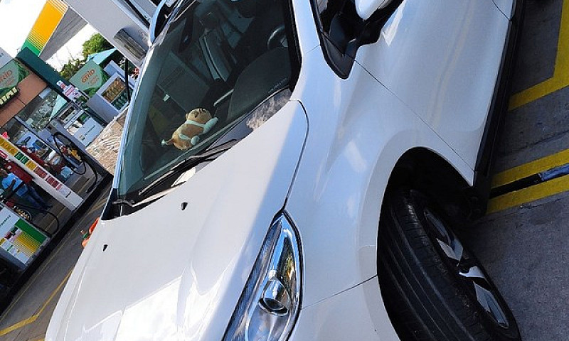 Peugeot 2008 1.6 Gri...