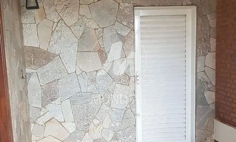 Casa (Térrea Na Rua)...