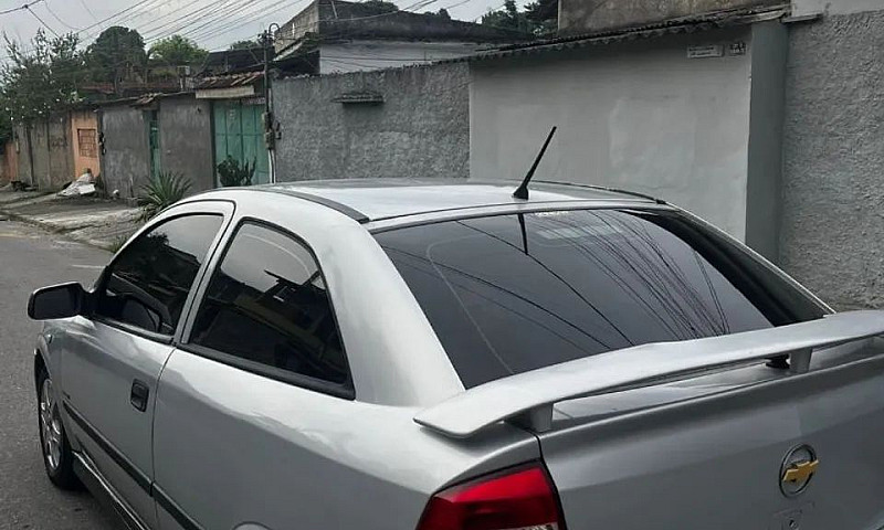 Chevrolet Astra Adva...