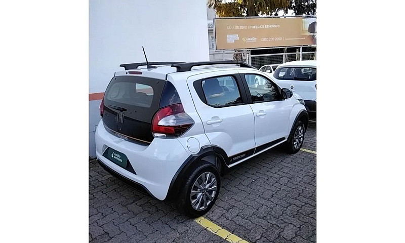 Fiat Mobi Trekking 1...