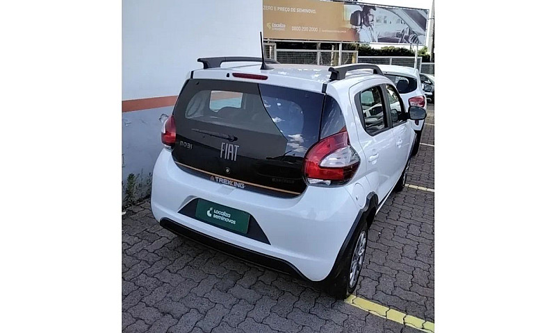 Fiat Mobi Trekking 1...