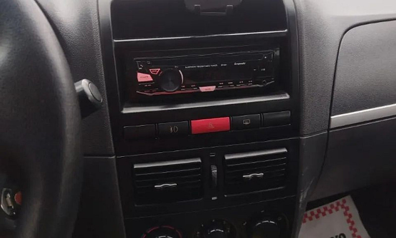 Fiat Palio Elx 1.4 M...